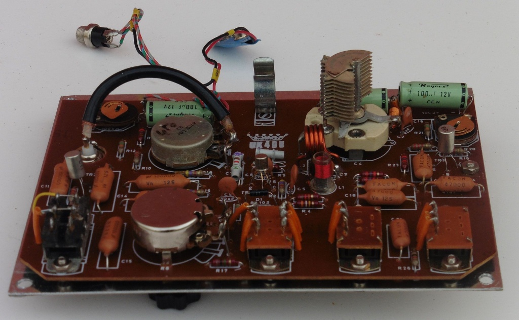 highkit_fm_signal_generator_uk460_04